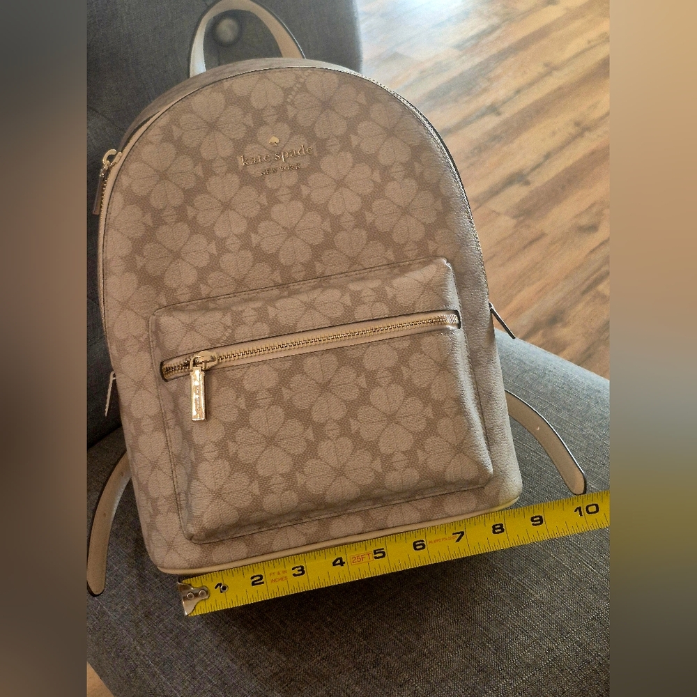 Kate Spade Beige Purse/ Backpack NWT! - Picture 3 of 10